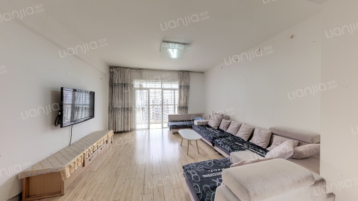 蓝水湾一期二手房实景图