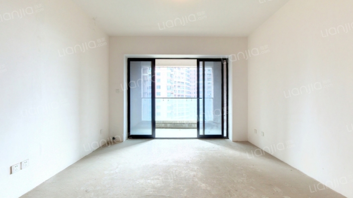 中德英伦联邦B区二手房实景图