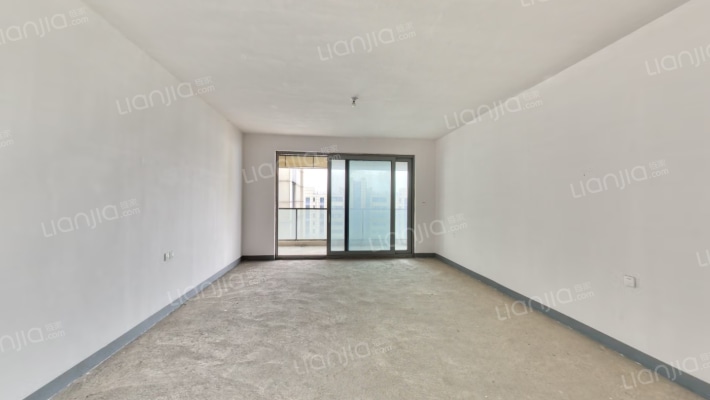 湘江壹号三期二手房实景图