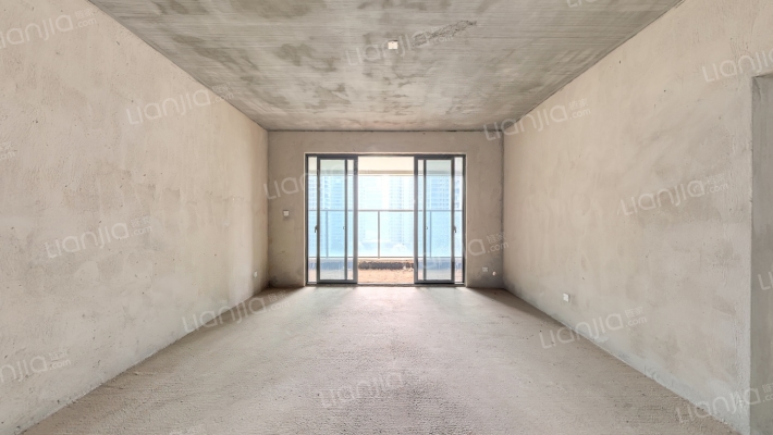 绿城春江明月二手房实景图