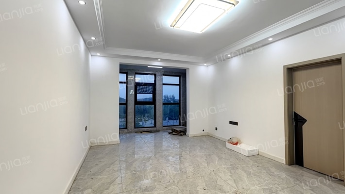 龙都南大街二手房实景图