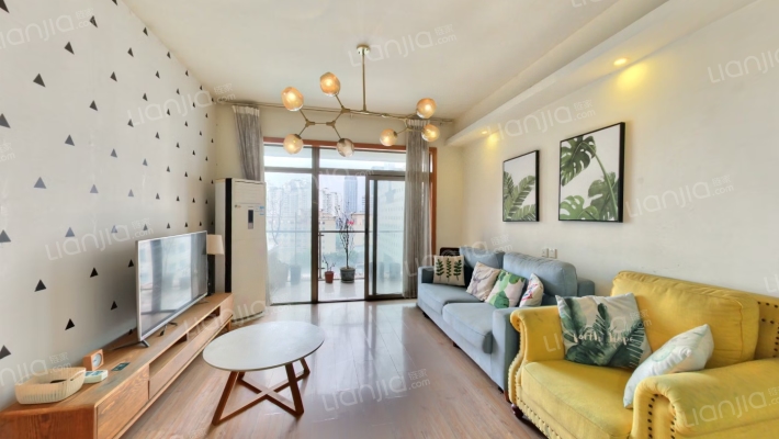 世代锦江凯旋门二手房实景图