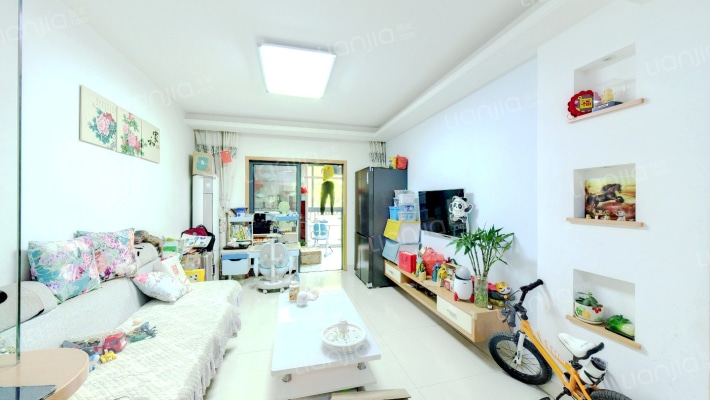 前城上品二手房实景图