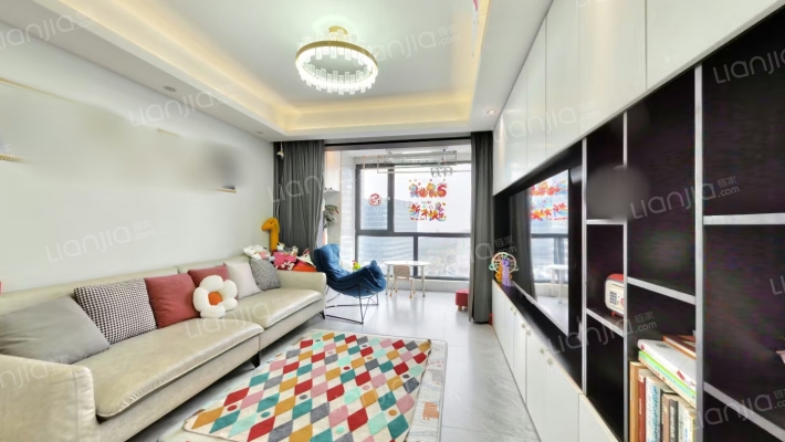 大境天成东区二手房实景图