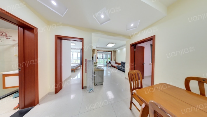 阳光水世界四期二手房实景图