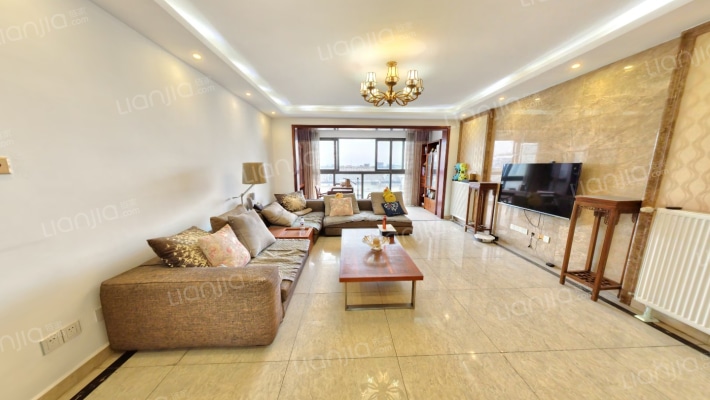 翠里盛宝利花园二手房实景图