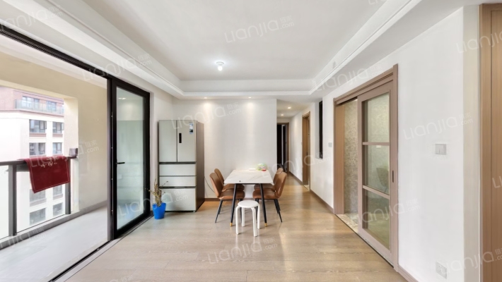 爱情天宸万象二手房实景图