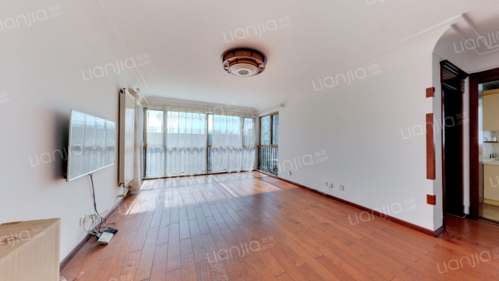 山水名园四期二手房实景图