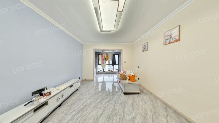 英地泰和院北院二手房实景图