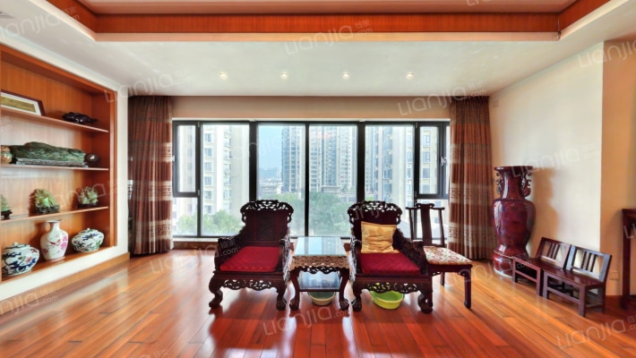 贵都华庭二手房实景图