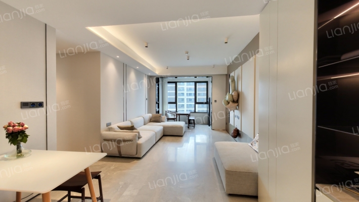 崂山金茂府西区二手房实景图