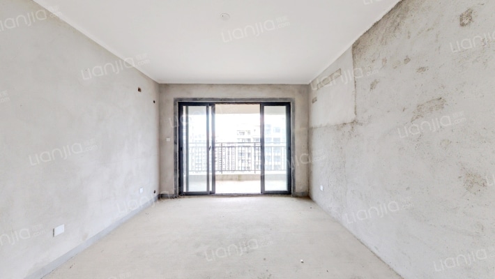 布洛可五区二手房实景图