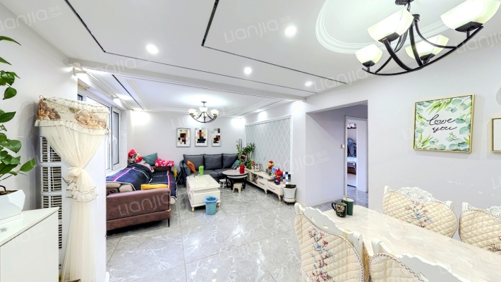 馨馨家园二手房实景图