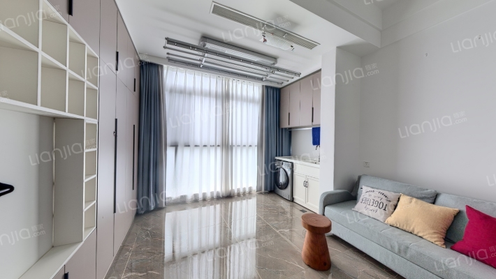 凯旋商厦二手房实景图