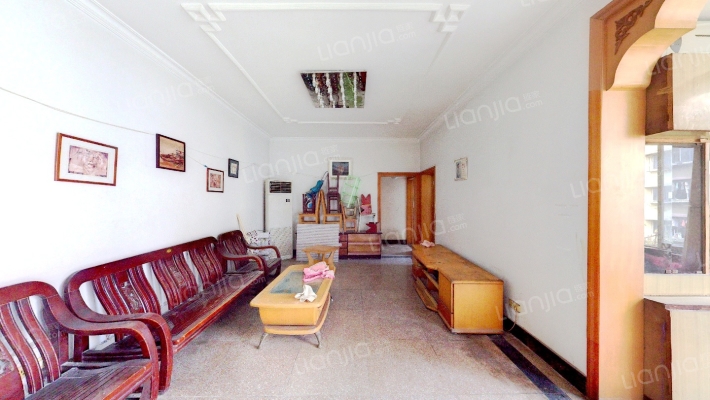 新生村二手房实景图