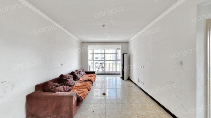 东方润龙二期二手房实景图