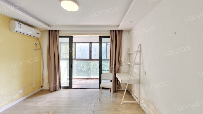 德基紫金南苑二手房实景图