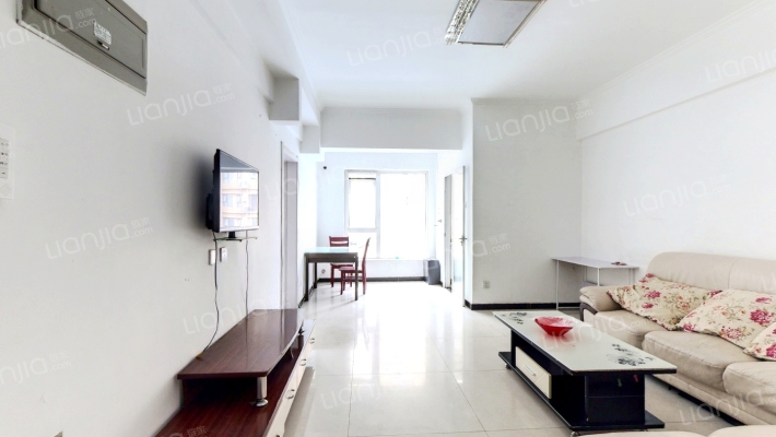 钻石商圈集中供暖全南两居出行购物方便-客厅