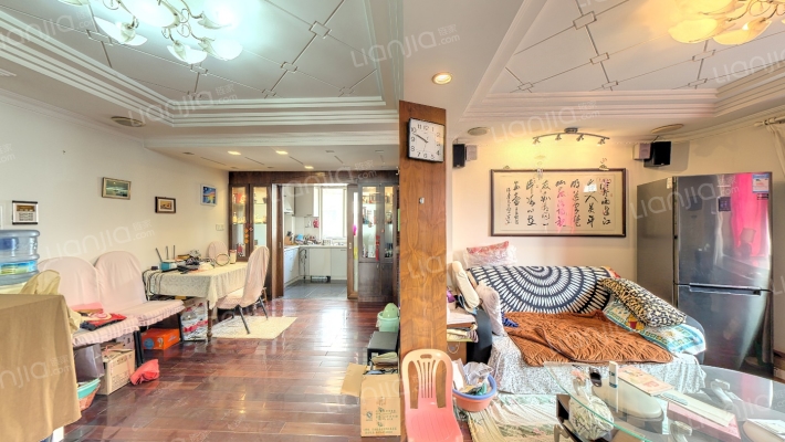 荣耀花园二手房实景图
