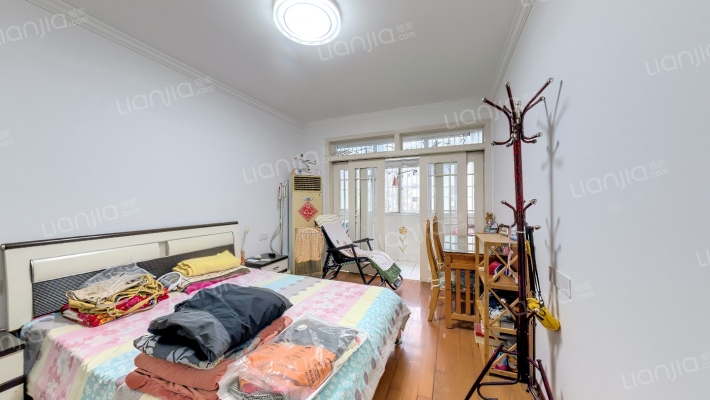 润德里二手房实景图