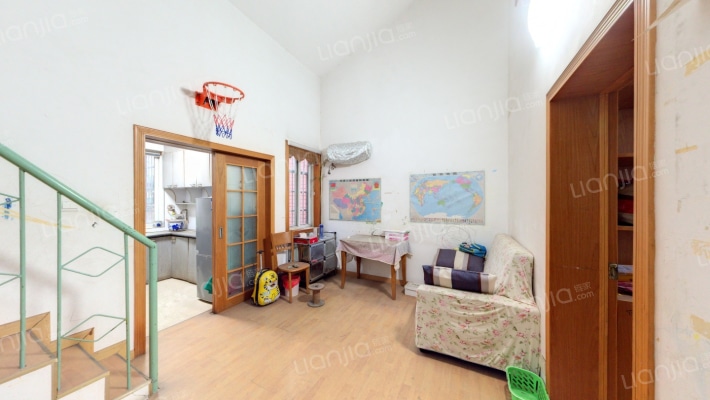 东湖花园小区二手房实景图