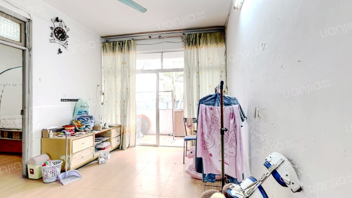 东泰花园兴华苑二手房实景图