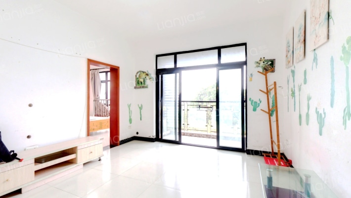 国雅·彩云间二手房实景图