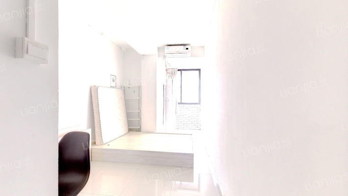 小鹏兴花园二手房实景图