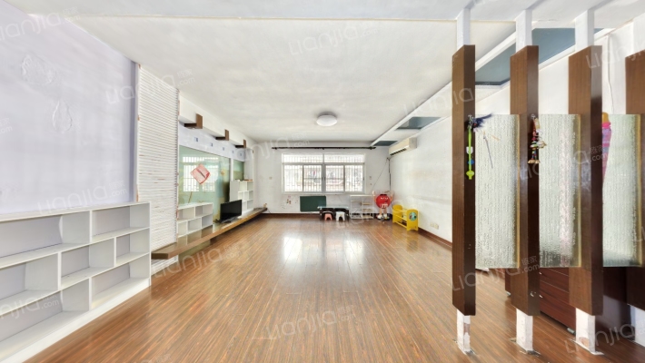 宝杭花园二手房实景图