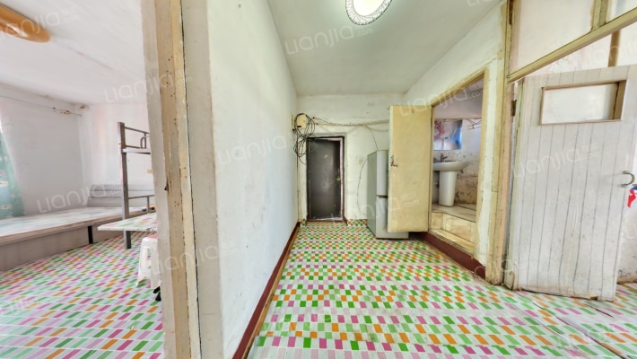 建大二小区二手房实景图