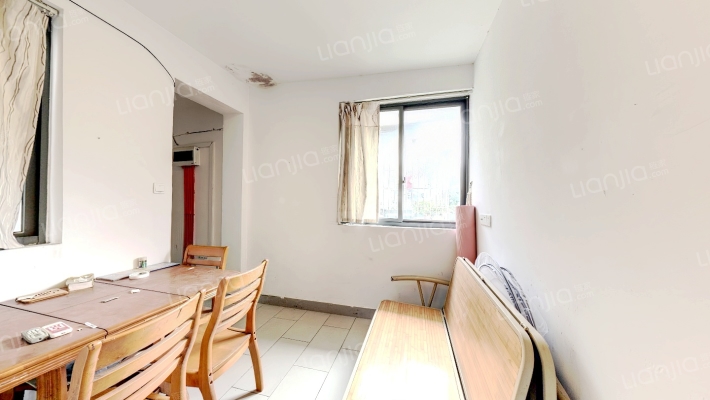 福飞路省经贸委宿舍二手房实景图