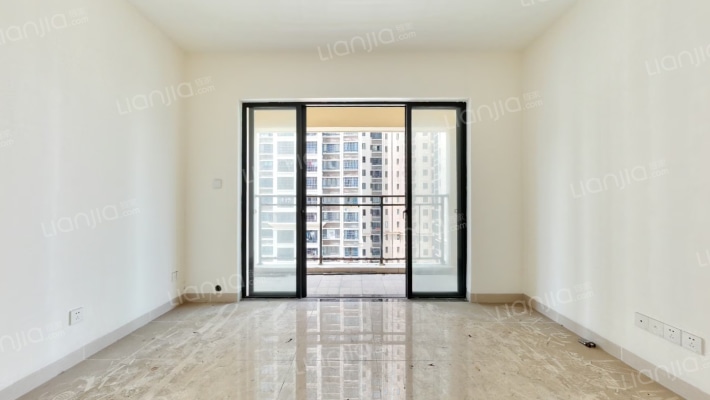 龙岐雅苑南区二手房实景图