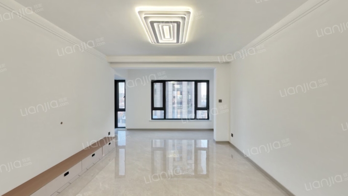 方大晴川里二手房实景图