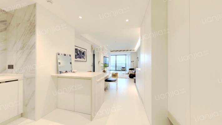 绿城·湖畔雲庐二手房实景图