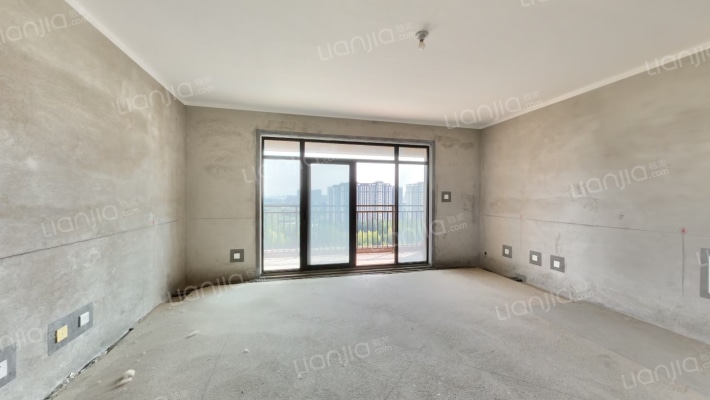 天禧二手房实景图