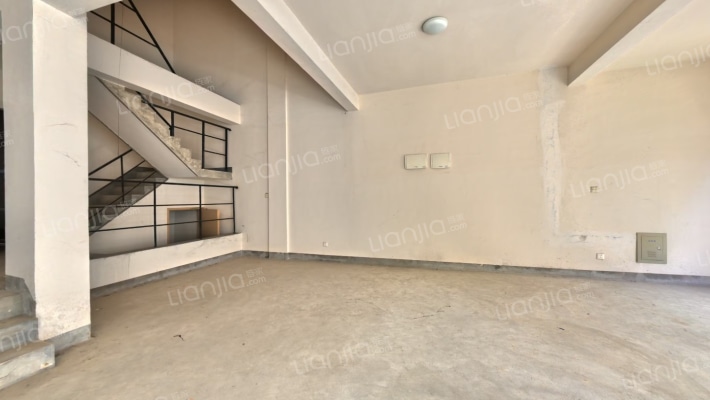 常熟老街衡山壹号二手房实景图