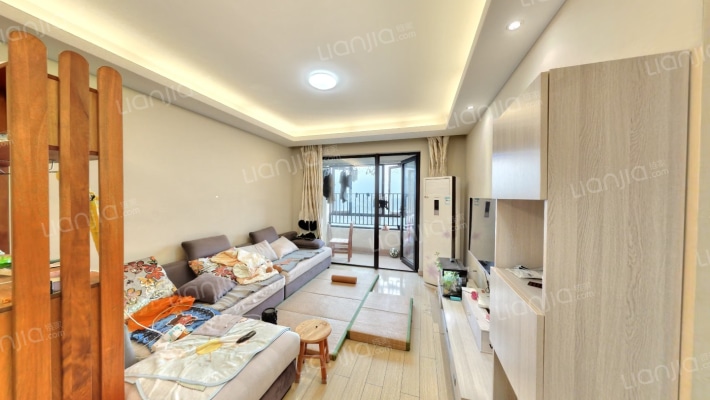 万科城一期二手房实景图