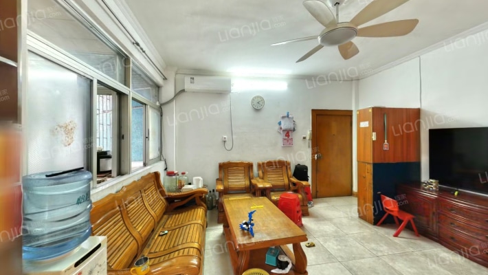 晶都花园二手房实景图