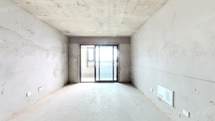 桃颐雅居二手房实景图