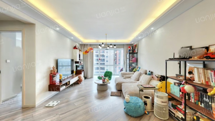 万科蓝山二手房实景图