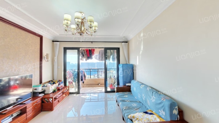 新世界御湖二手房实景图