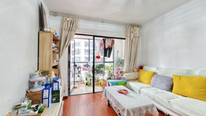 经典双城A区二手房实景图