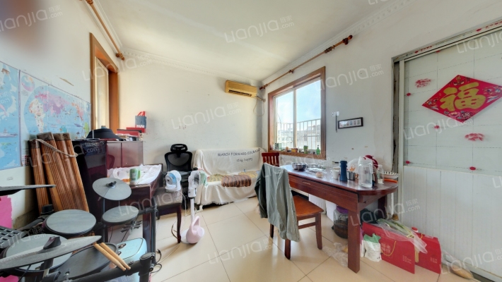 梅里四支弄二手房实景图