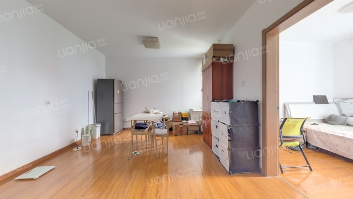 近湖苑二手房实景图