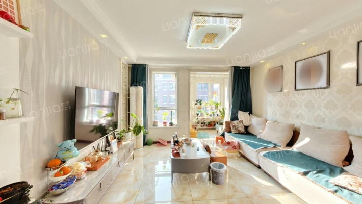 英伦世家二手房实景图