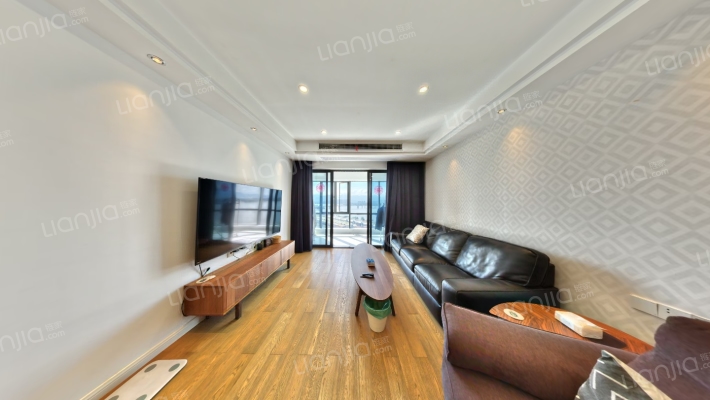 融信白宫二手房实景图