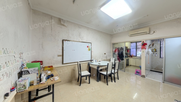 金蟾五组团二手房实景图