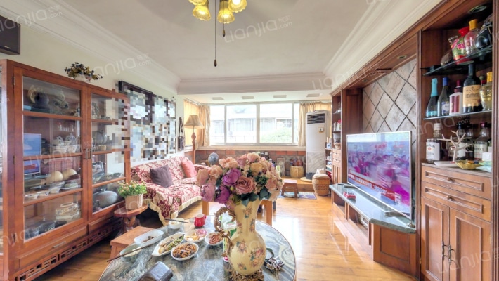 南宁市公交总公司青山住宅小区二手房实景图