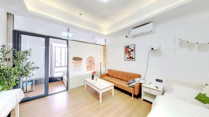 南中广场二手房实景图