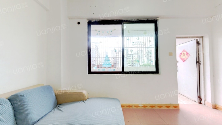 麦地南山庄二手房实景图